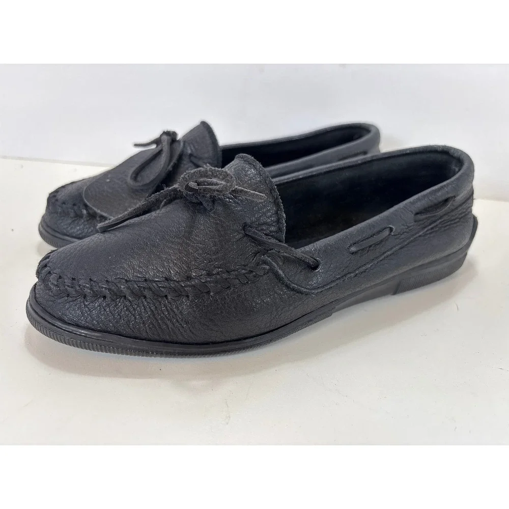 Minnetonka moosehide classic